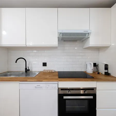 شقة Cozy & Renovated - Close To Market Square Restaurants